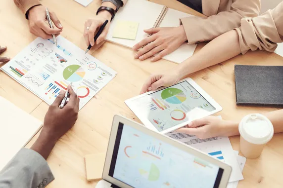 Automatic Emailing of KPI Dashboards: Bringing Insights to Users Who Prefer Hard Copies